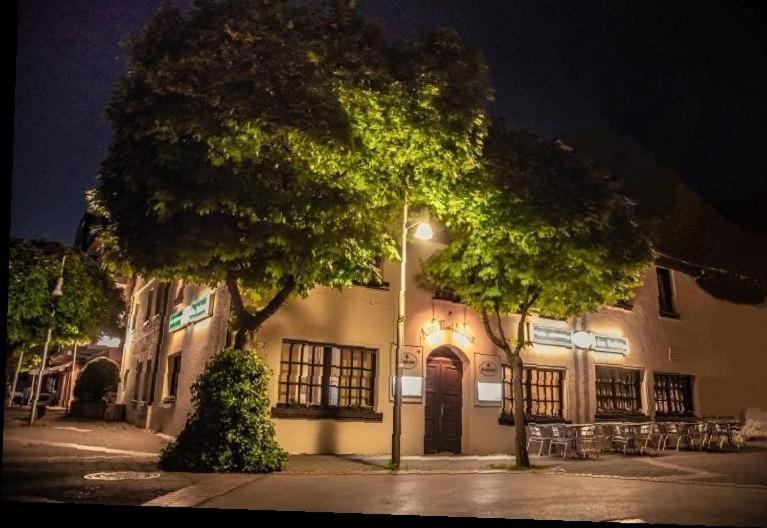 市政厅酒店 门登 外观 照片